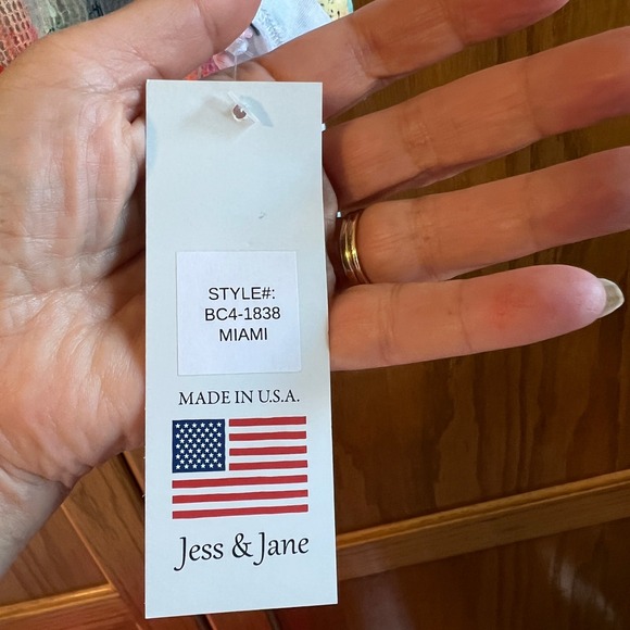 Jess & Jane Medium "Miami" NWTTunic Top Colorful Print USA Made Blouse - Picture 3 of 6